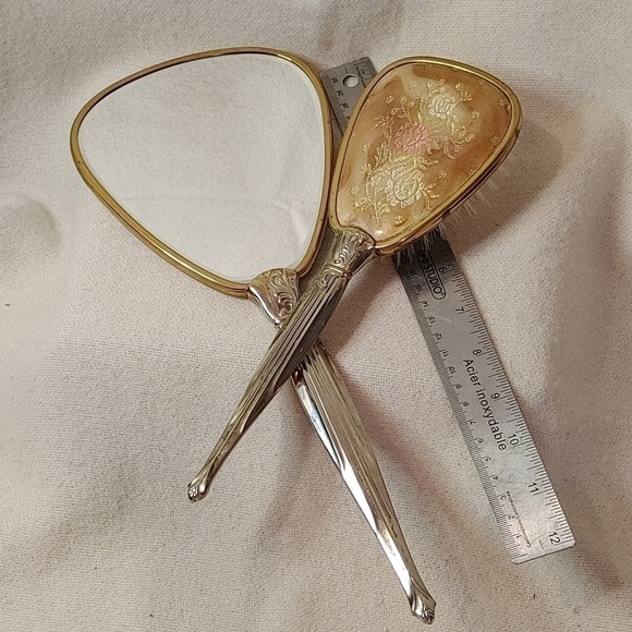 𝅺vintage Hair Brush and Mirror Set - Picture 14 of 16